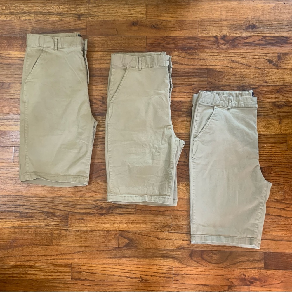 3 Pair, Childrens Place Tan Boys Khaki shorts, practically new, smoke free envir